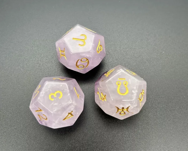 Best Crystals for Divination Dice: A Stone-by-Stone Guide